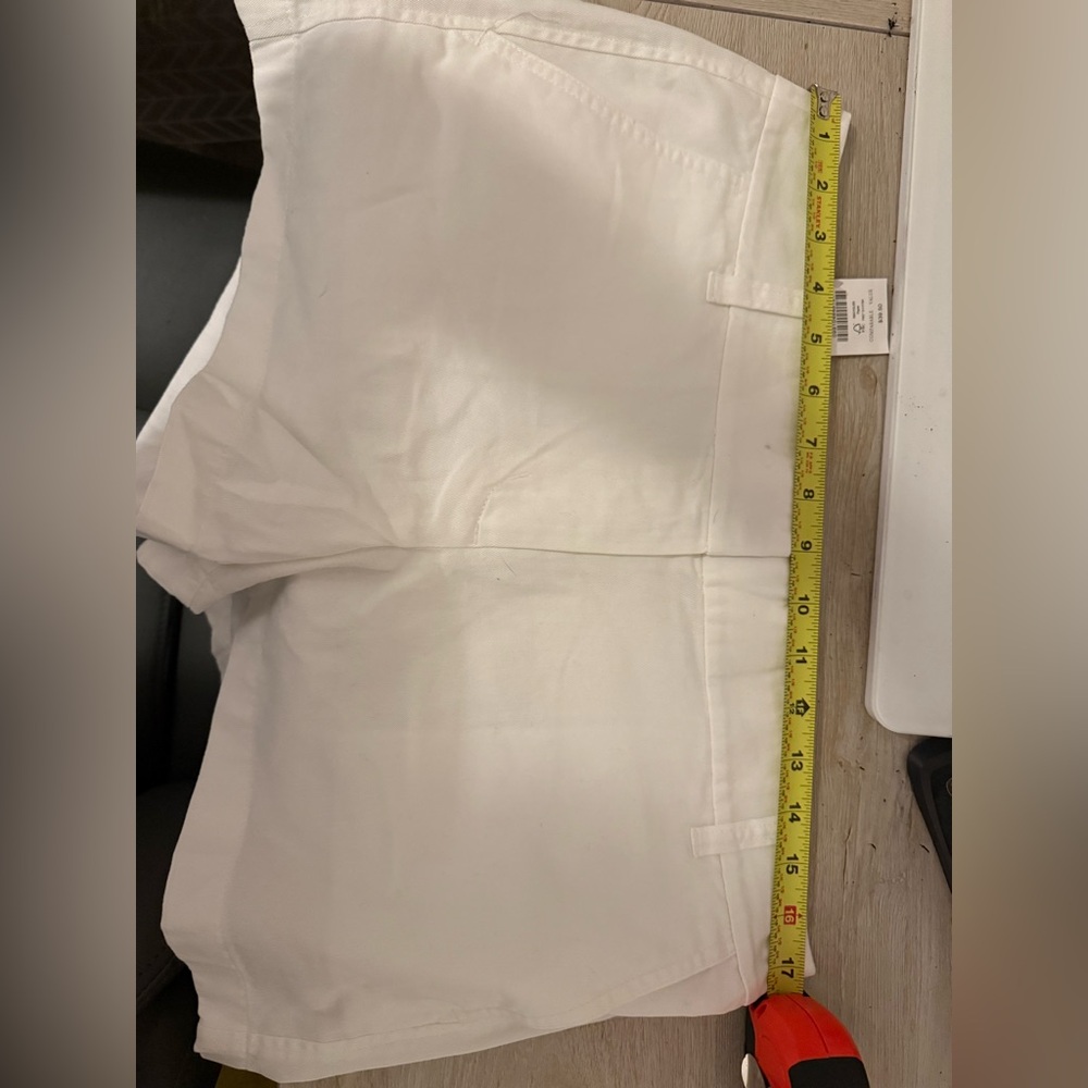 J crew Women's White Shorts - Picture 3 of 3